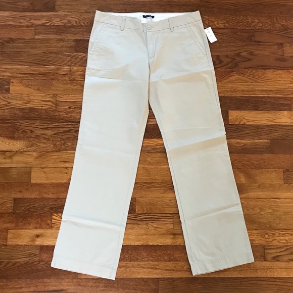 GAP Pants - NWT GAP Classic Straight Leg Mid Rise Khaki Pants